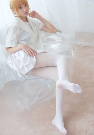美女热舞