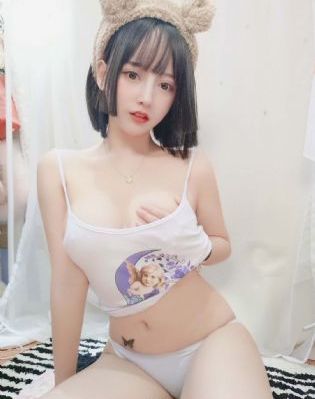 亭亭玉立人间四月天八戒